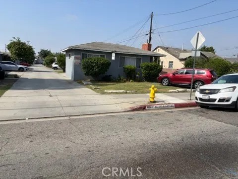 4642 Live Oak