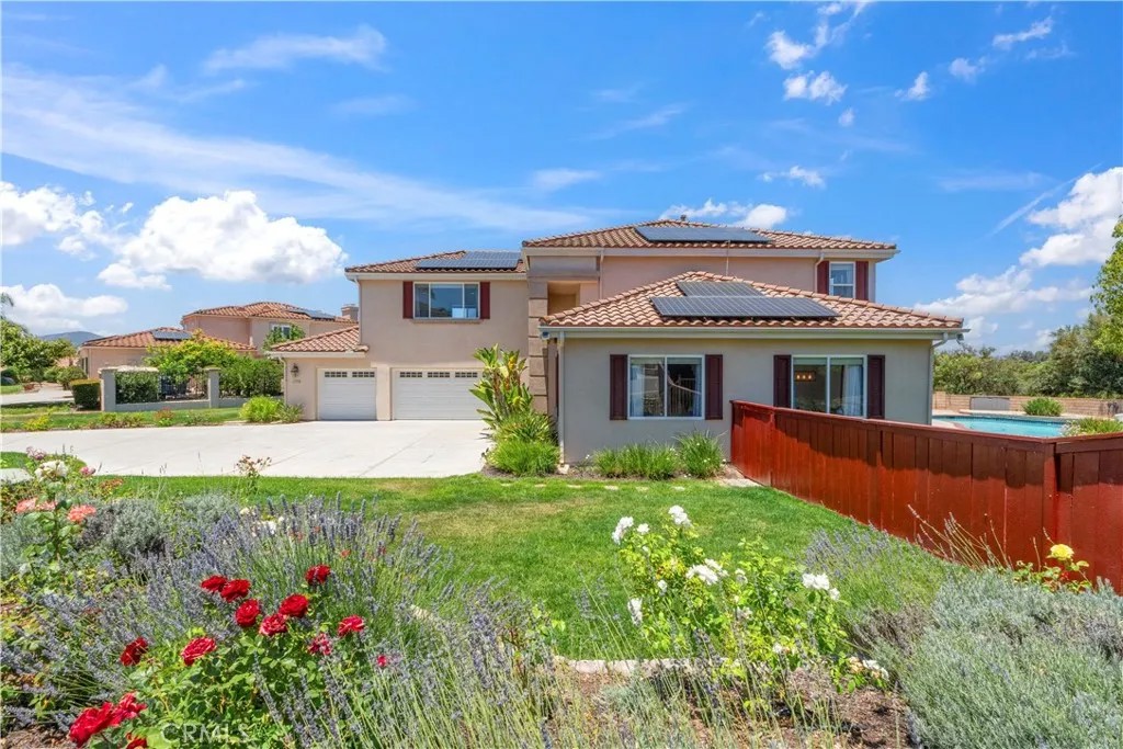 1732 Gamble Lane