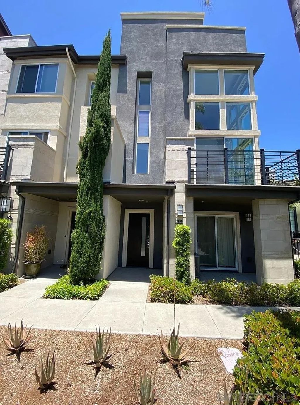 Photo of 7829 Stylus Dr, San Diego, CA 92108 (MLS # 260007993)