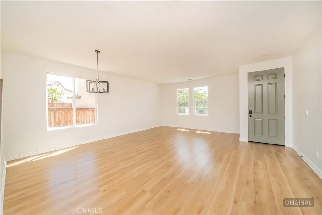 13637 Larkspur Court