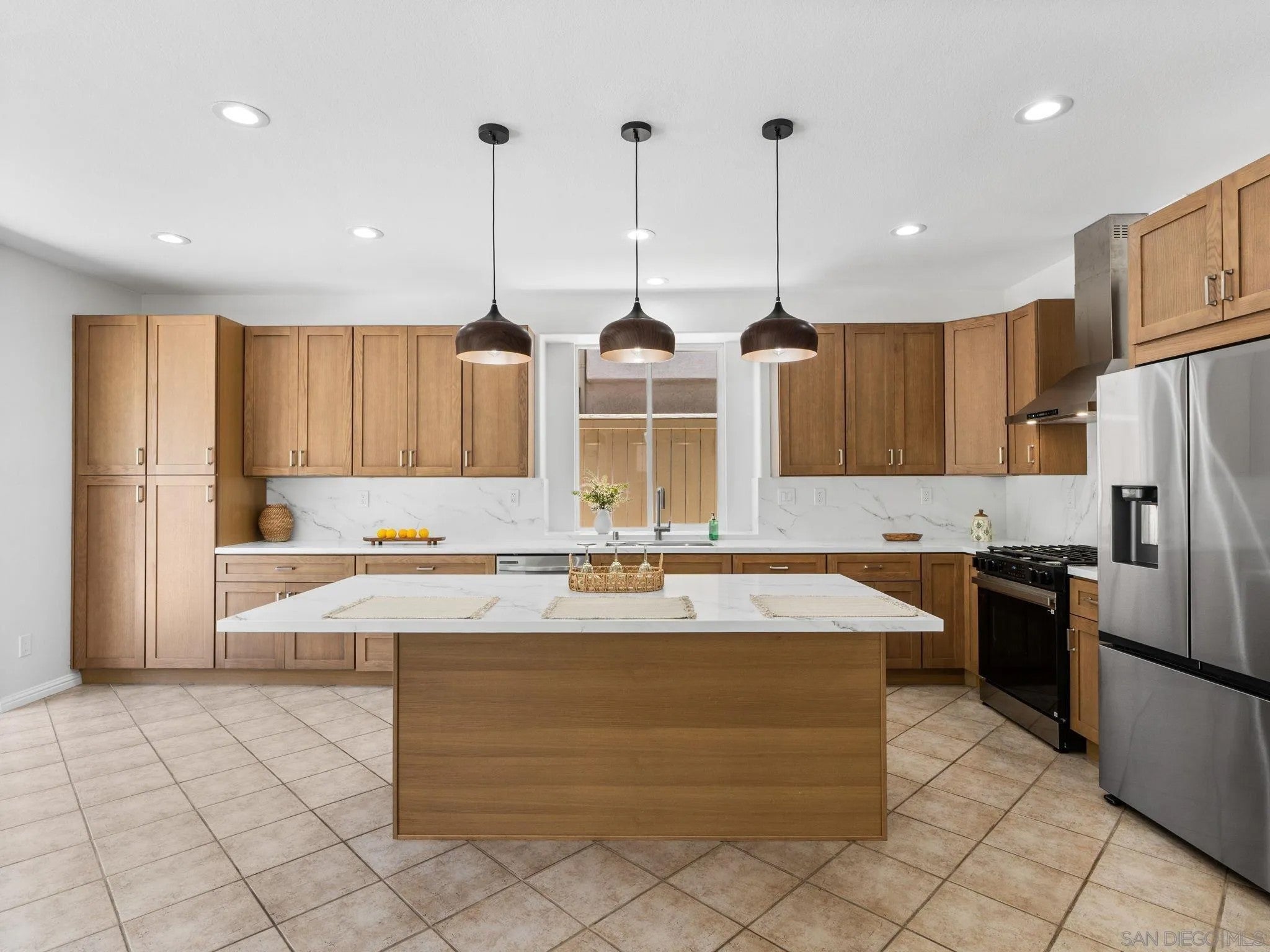 4308 Calle Mar De Ballenas