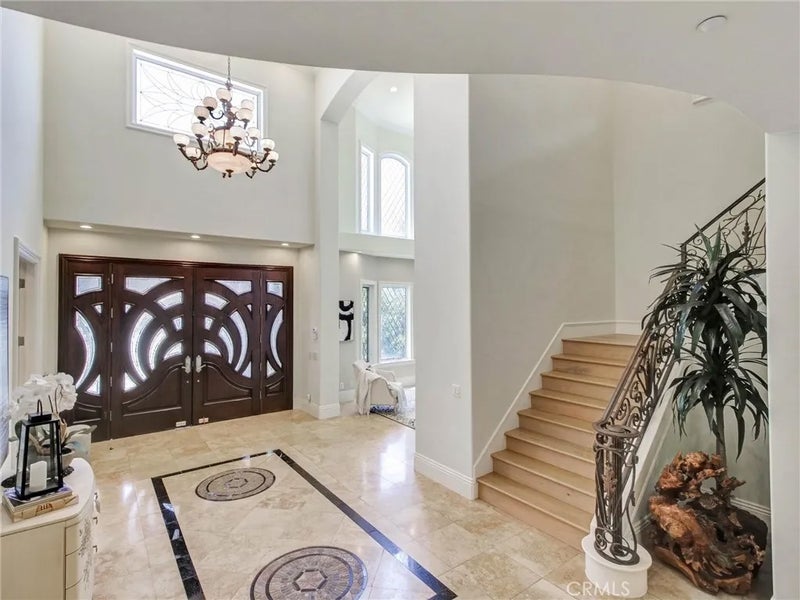 1229 Magnolia Court
