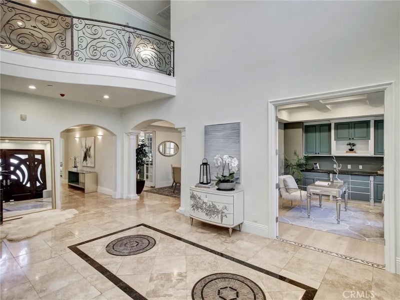 1229 Magnolia Court