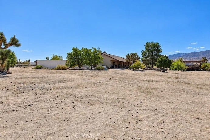 11522 Pinon Hills Road