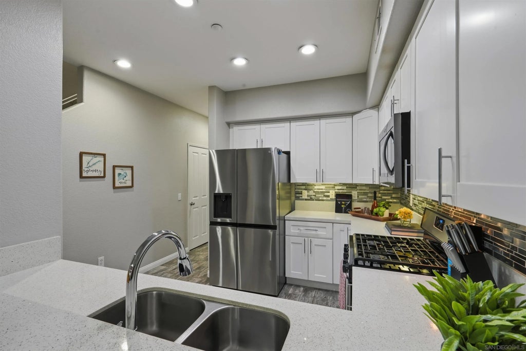 Photo of 1335 Caminito Pietro #84, Chula Vista, CA 91915 (MLS # 260025962)