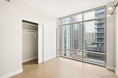 Tiny photo for 425 W Beech St #1003, San Diego, CA 92101 (MLS # 250039409)