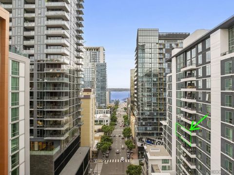 Photo of 425 W Beech St #1003, San Diego, CA 92101 (MLS # 250039409)