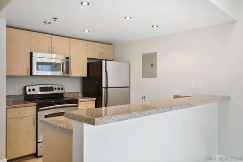 Tiny photo for 425 W Beech St #1003, San Diego, CA 92101 (MLS # 250039409)