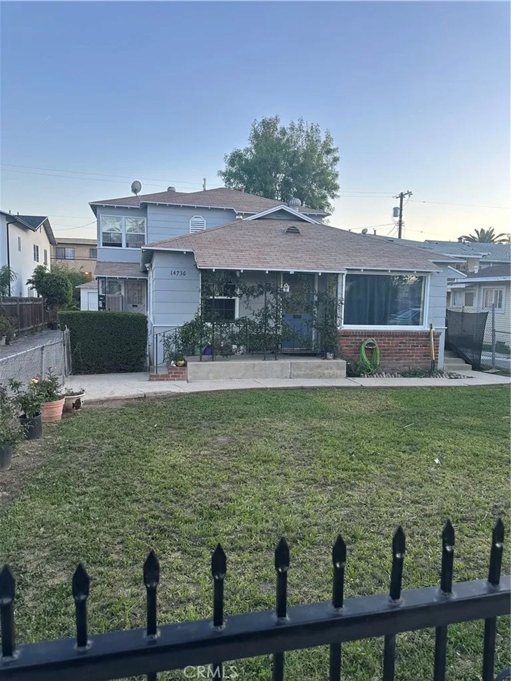 Photo of 14736 Gilmore ST, Van Nuys, CA 91411 (MLS # GD26103871)