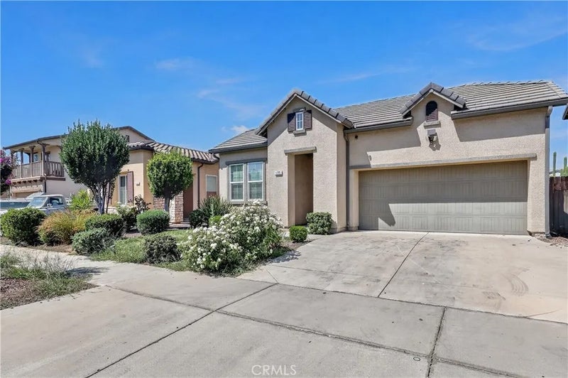 4395 Strathmore