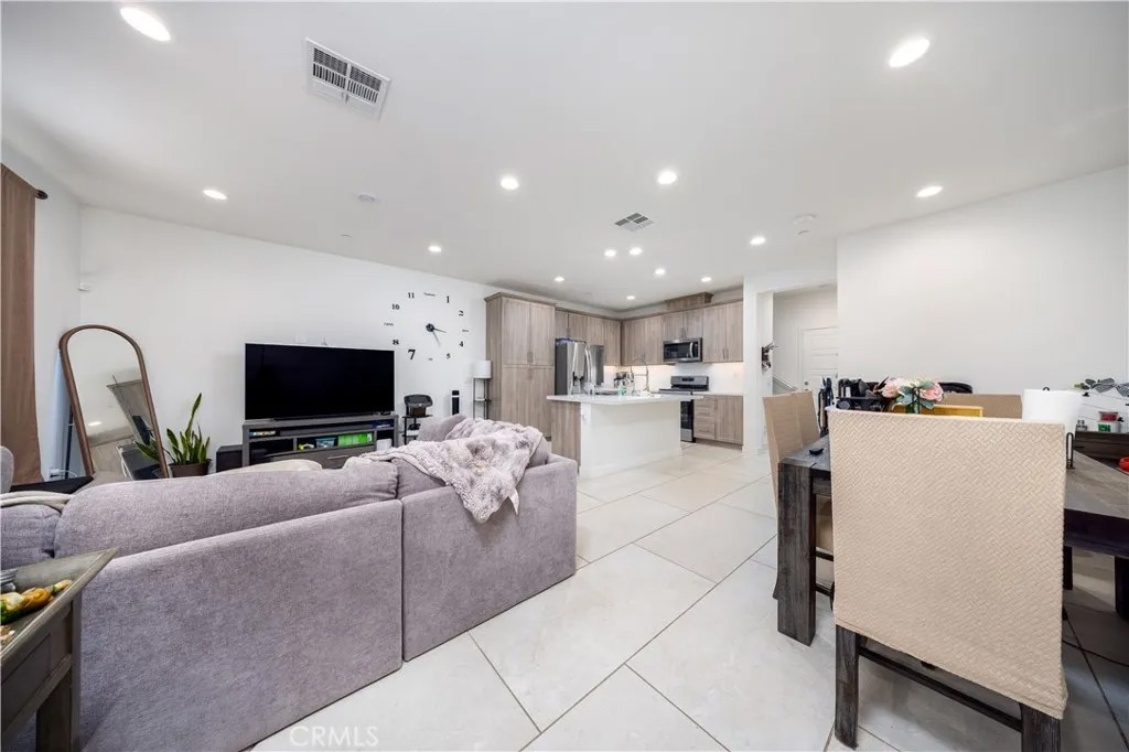 4036 E Peony Paseo 10