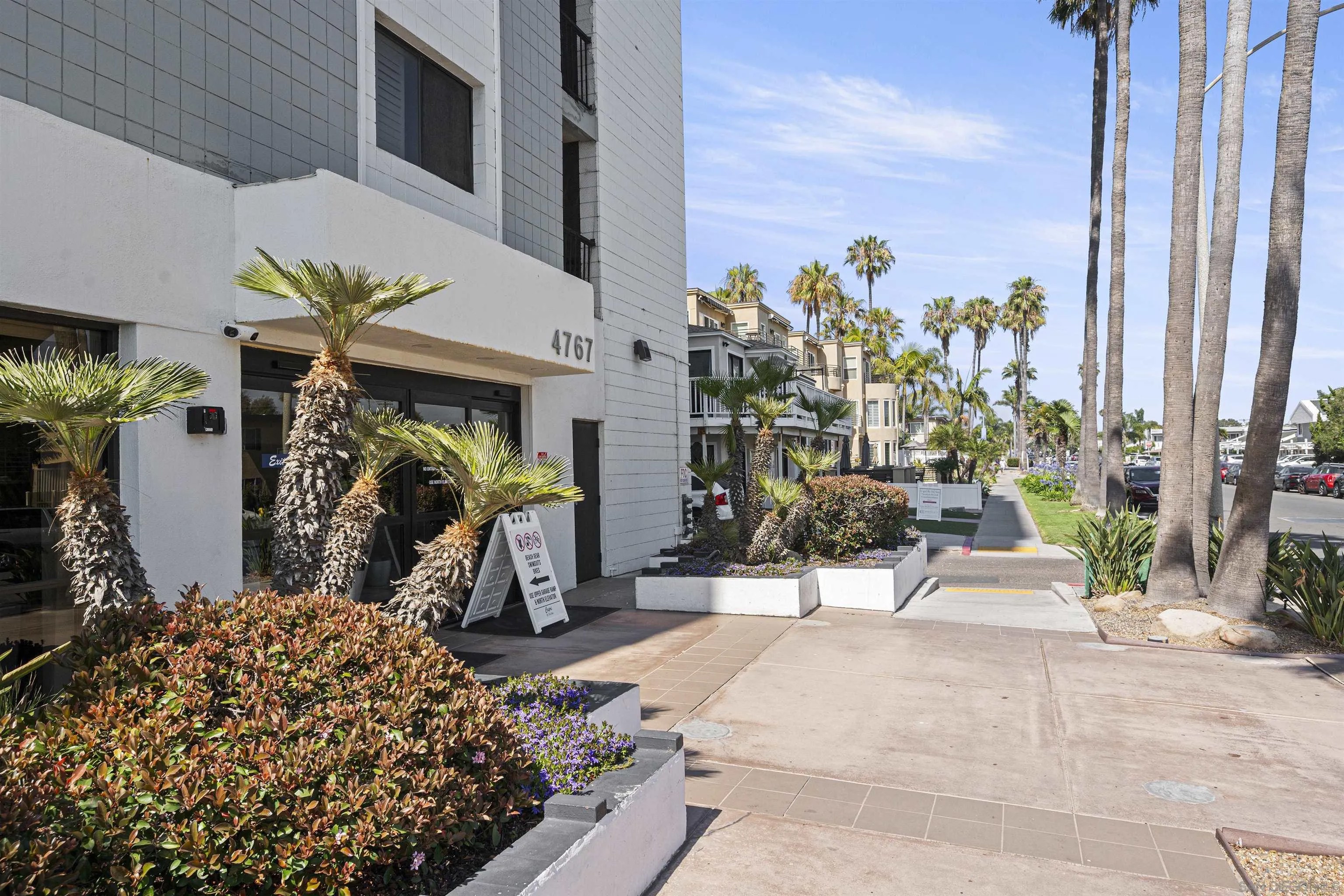 4767 Ocean Blvd 507