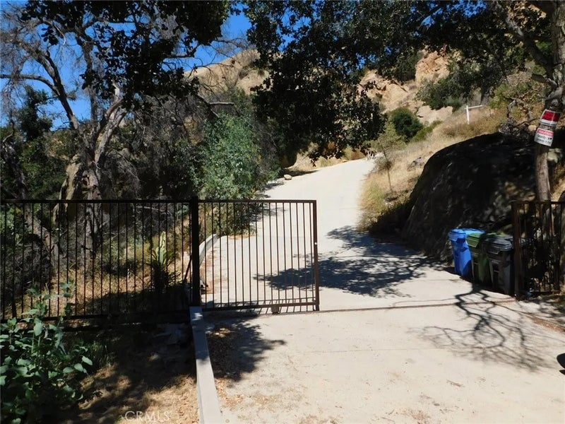 476 Box Canyon