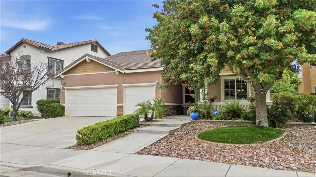 Photo of 37052 Almond Cir, Murrieta, CA 92563 (MLS # SW26070581)