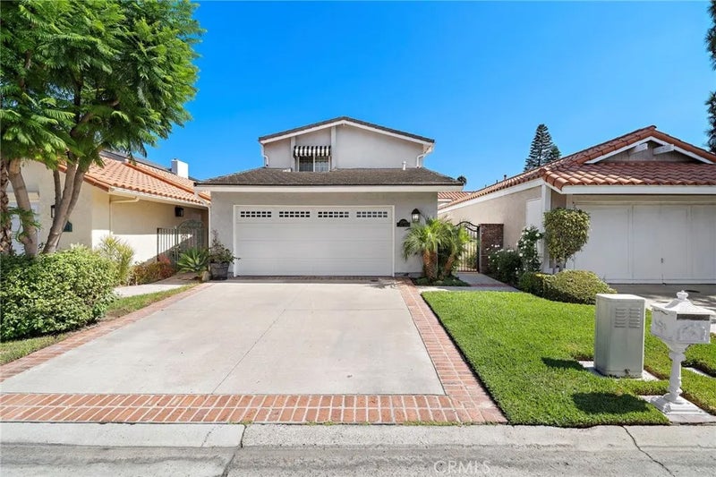 21903 Erie Lane