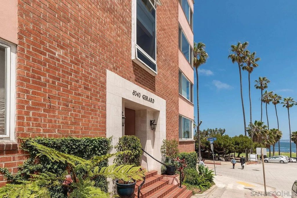 Photo of 8040 Girard Ave #2, La Jolla, CA 92037 (MLS # 250045593)