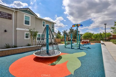 Tiny photo for 6392 Sierra Vista #5, Fontana, CA 92336 (MLS # CV26098237)