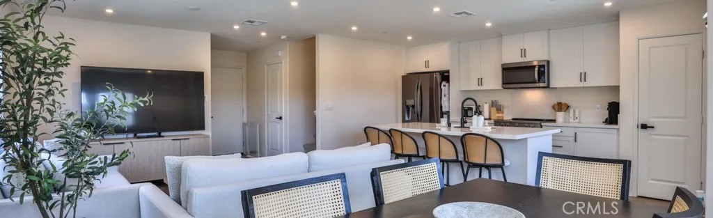 6392 Sierra Vista 5