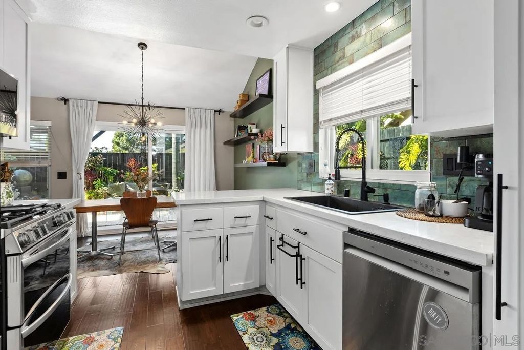 Photo of 1550 Cactusridge St, San Diego, CA 92105 (MLS # 250045852)