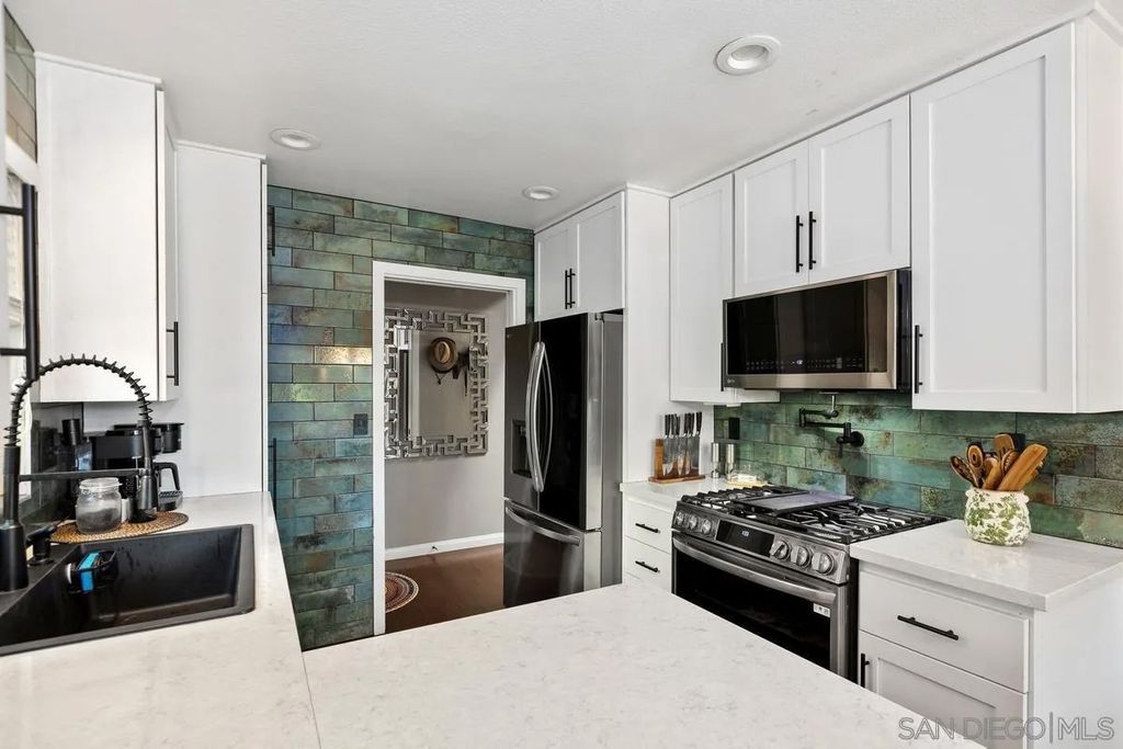 Photo of 1550 Cactusridge St, San Diego, CA 92105 (MLS # 250045852)