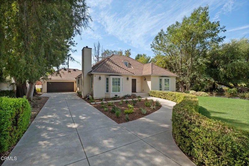 2968 Gainsborough Drive
