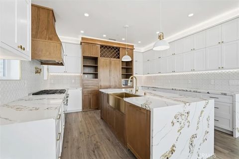 Tiny photo for 617 N Irena Avenue #C, Redondo Beach, CA 90277 (MLS # SB25273043)