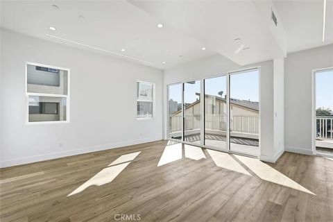 Tiny photo for 617 N Irena Avenue #C, Redondo Beach, CA 90277 (MLS # SB25273043)