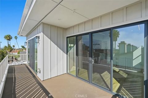Tiny photo for 617 N Irena Avenue #C, Redondo Beach, CA 90277 (MLS # SB25273043)