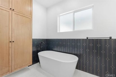 Tiny photo for 617 N Irena Avenue #C, Redondo Beach, CA 90277 (MLS # SB25273043)