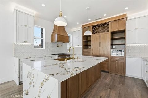 Tiny photo for 617 N Irena Avenue #C, Redondo Beach, CA 90277 (MLS # SB25273043)