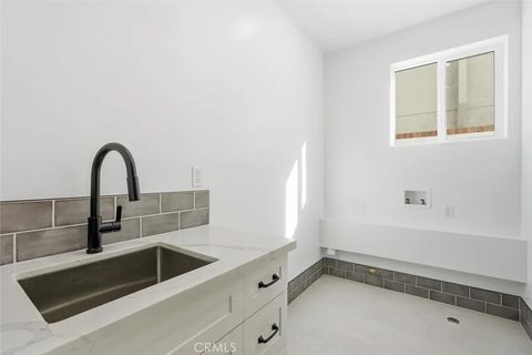 Tiny photo for 617 N Irena Avenue #C, Redondo Beach, CA 90277 (MLS # SB25273043)