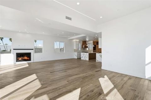 Tiny photo for 617 N Irena Avenue #C, Redondo Beach, CA 90277 (MLS # SB25273043)