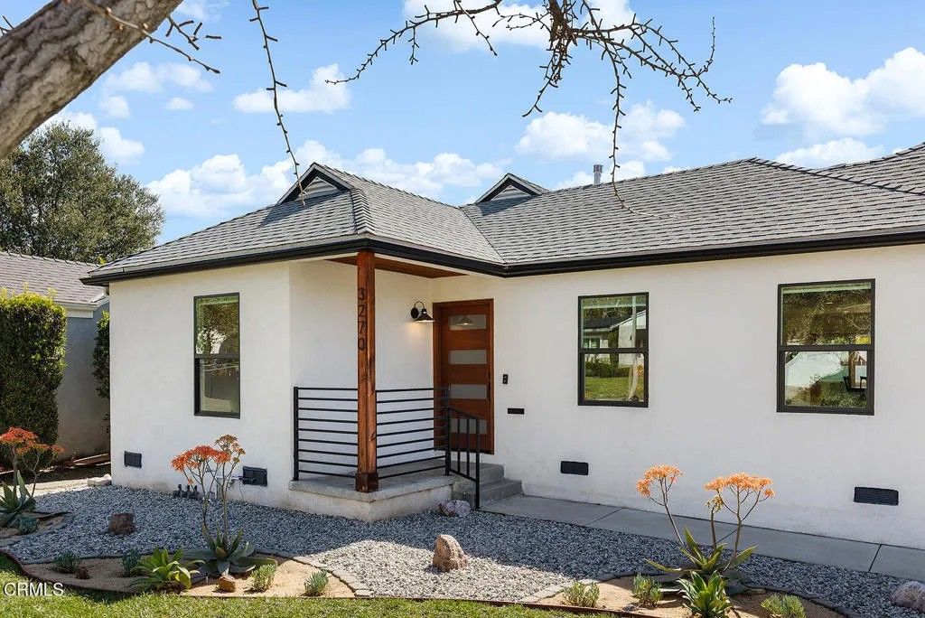 Photo of 3270 Hermanos Street, Pasadena, CA 91107 (MLS # P1-26029)