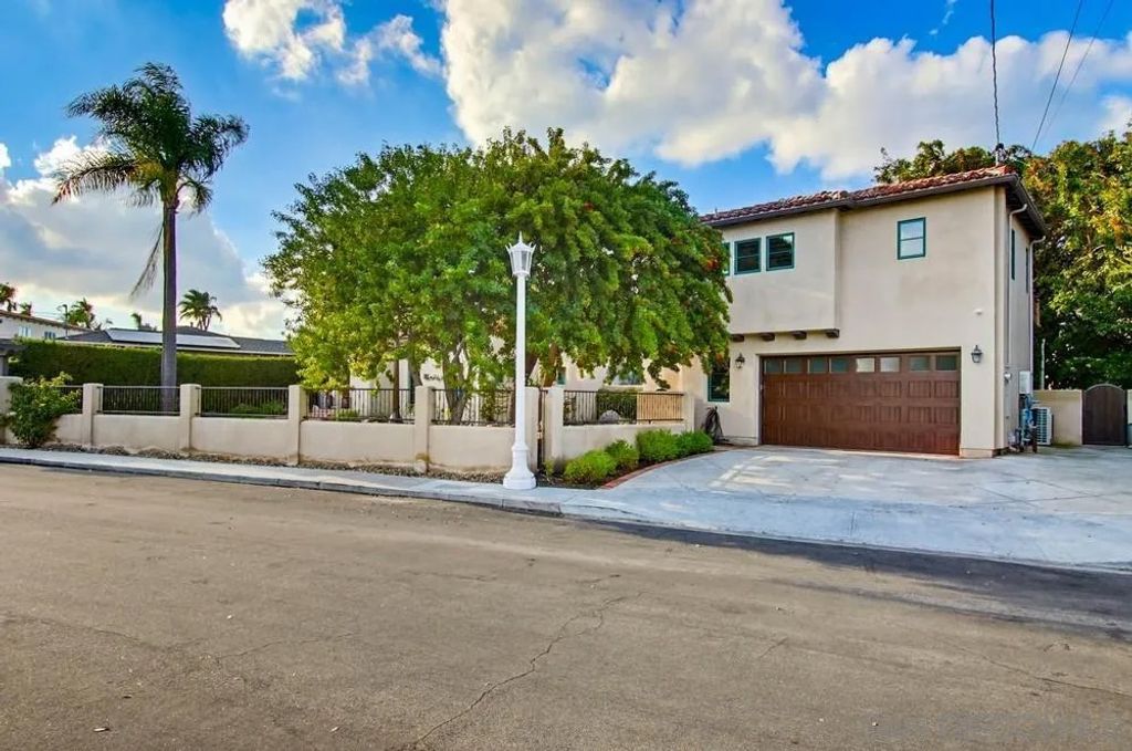 Photo of 4348 Middlesex Dr, San Diego, CA 92116 (MLS # 2601054)