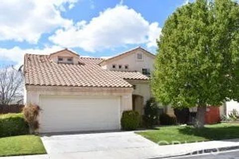 Photo of 37733 Harvey Street, Palmdale, CA 93550 (MLS # SR25252586)