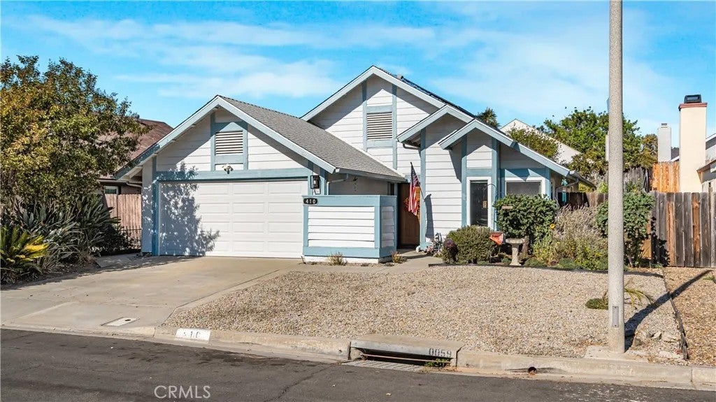 Photo of 410 Auburn Ave, San Marcos, CA 92069 (MLS # PF26223135)