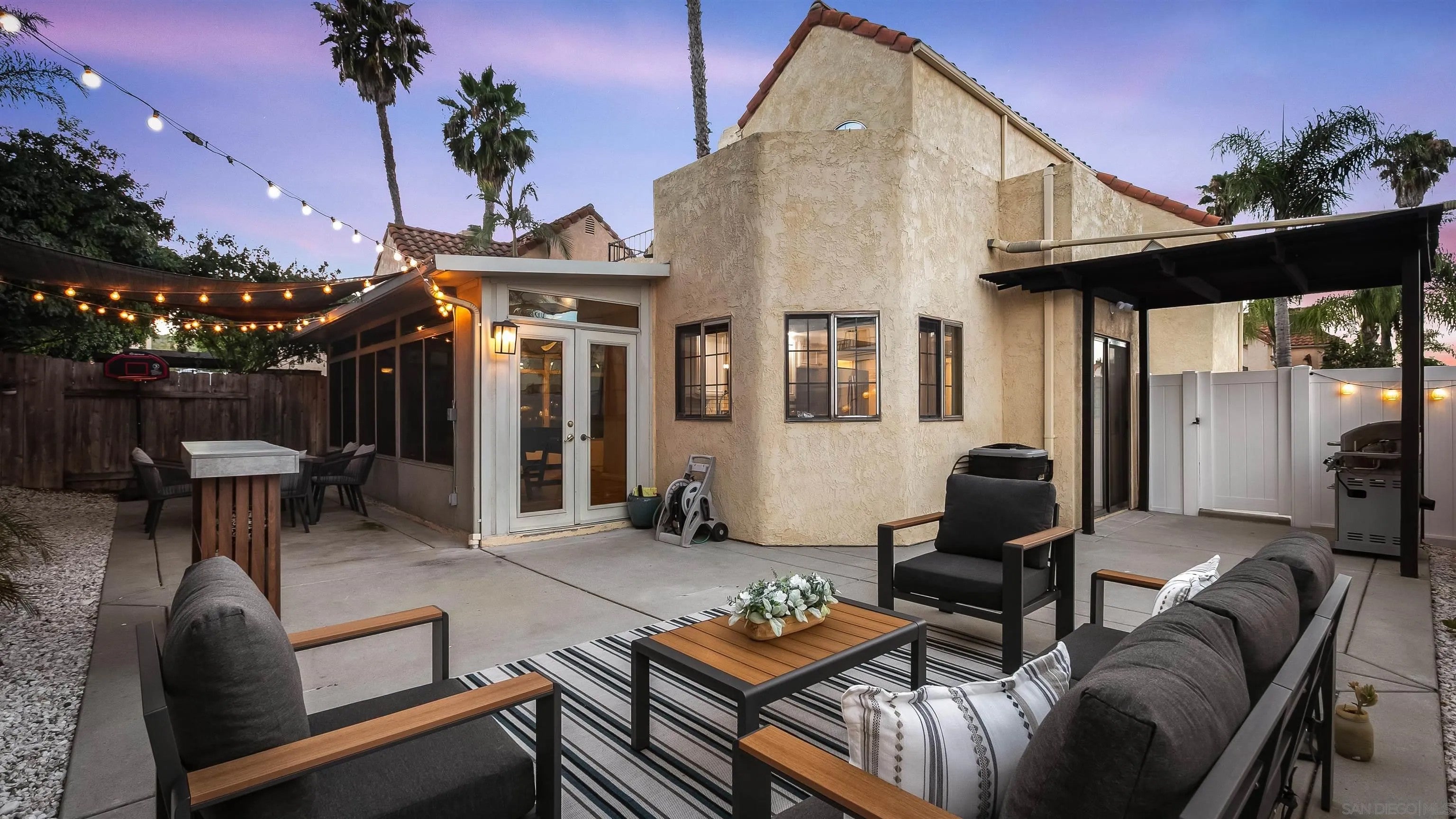 2161 Villa Sonoma Glen