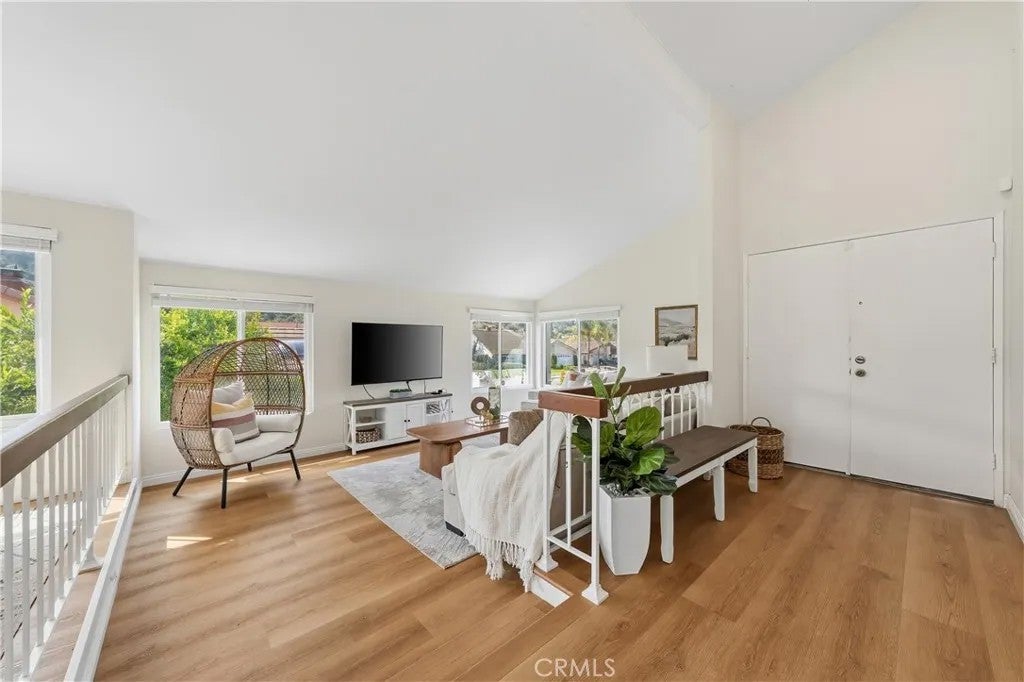 1752 Maple Hill