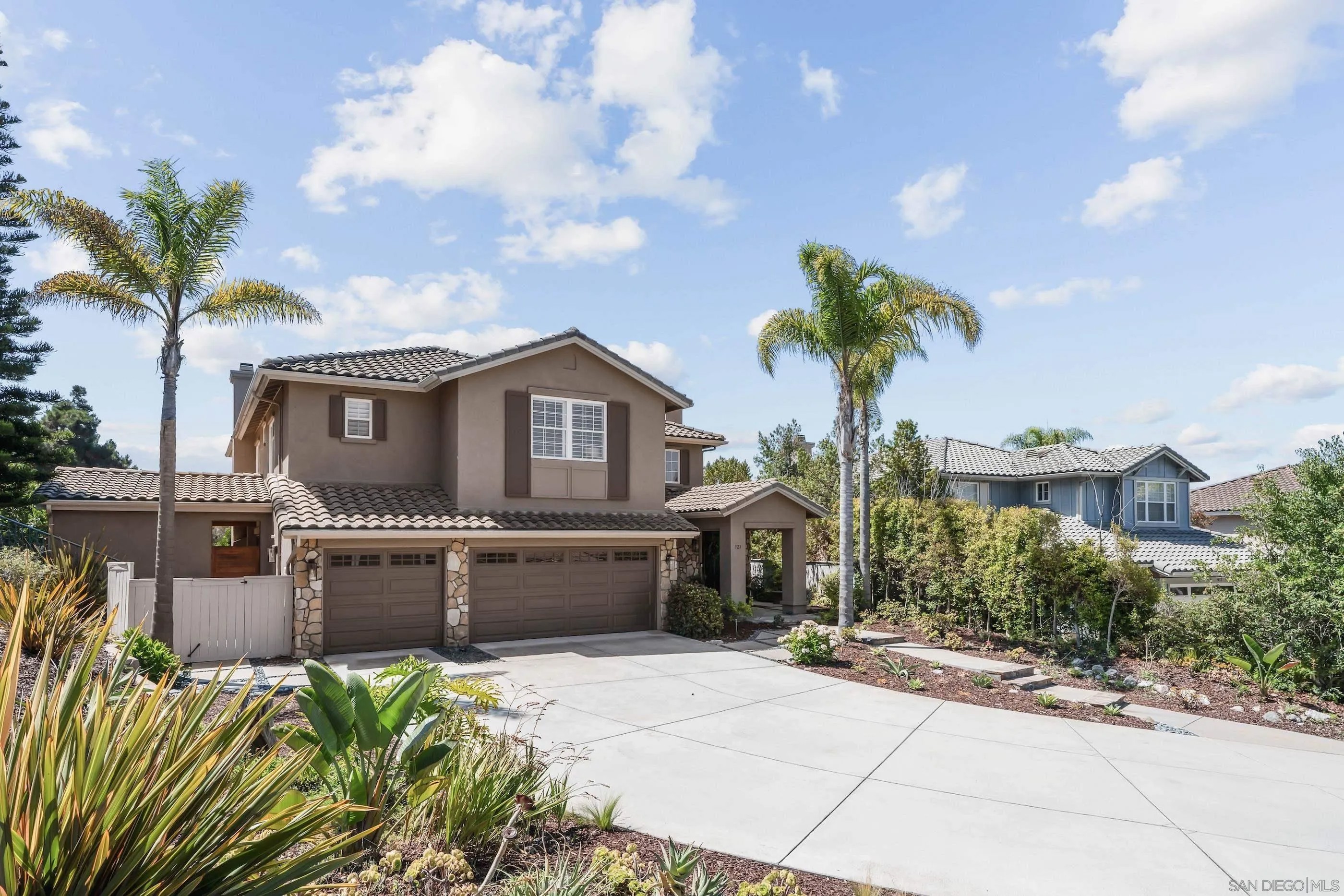 923 Merlo Ct