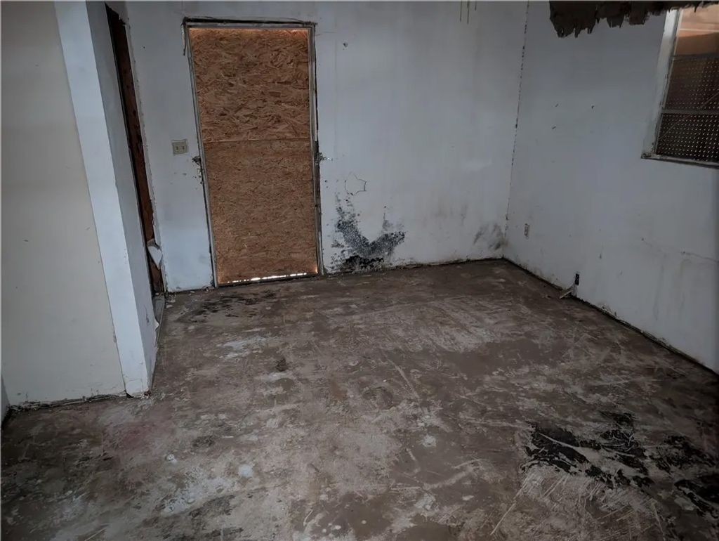 Photo of 7605 E Obsidian Rd, Cantil, CA 93519 (MLS # HD26038151)