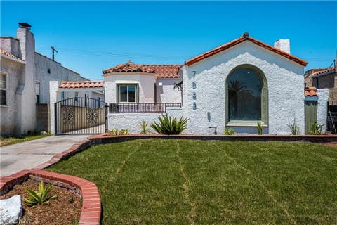 Photo of 7523 Dalton Avenue, Los Angeles, CA 90047 (MLS # WS26132721)