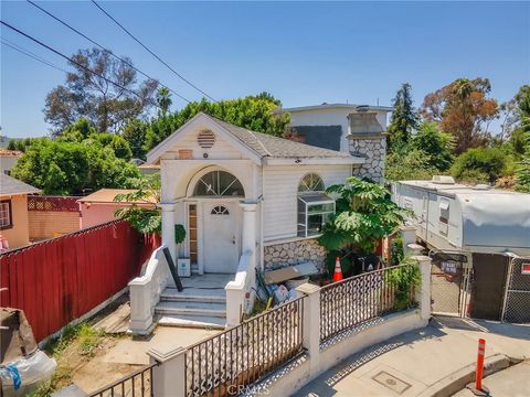 Property photo of 4463 Bellflower Avenue, West Toluca Lake, CA 91602