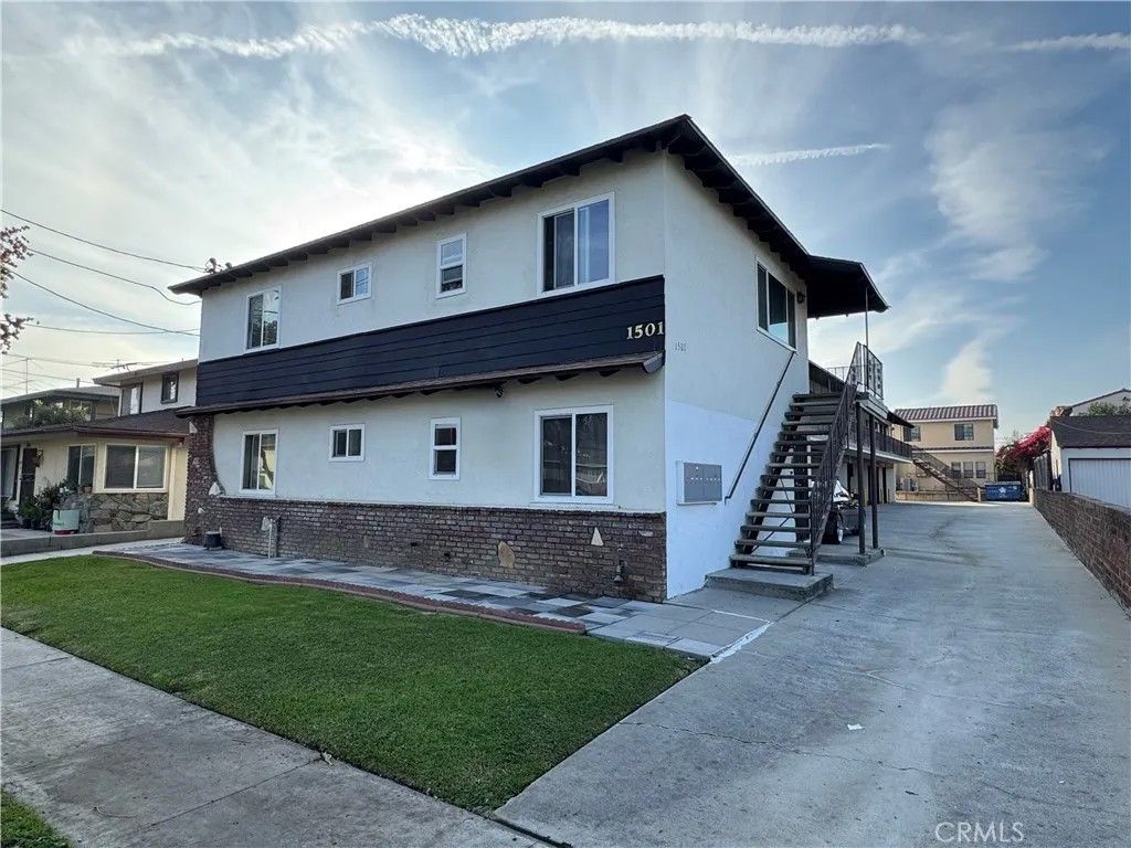 Photo of 1501 S 4th Street, Alhambra, CA 91803 (MLS # WS26001274)