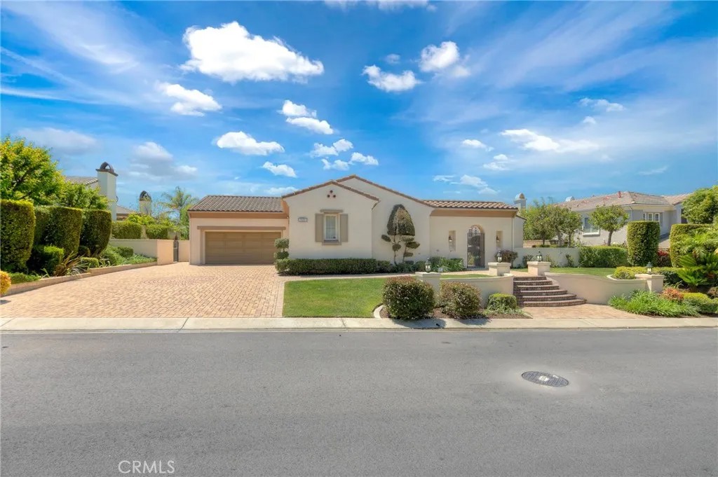 5322 E Gabrielle Lane