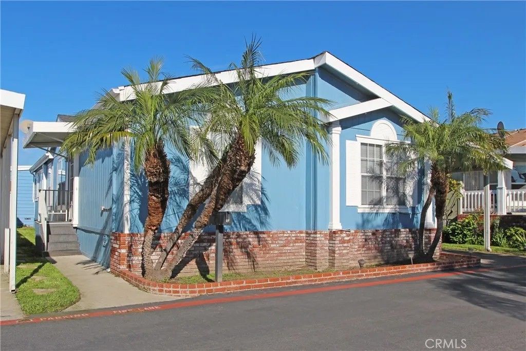 Photo of 3050 W Ball Rd, Anaheim, CA 92804 (MLS # NP26005220)