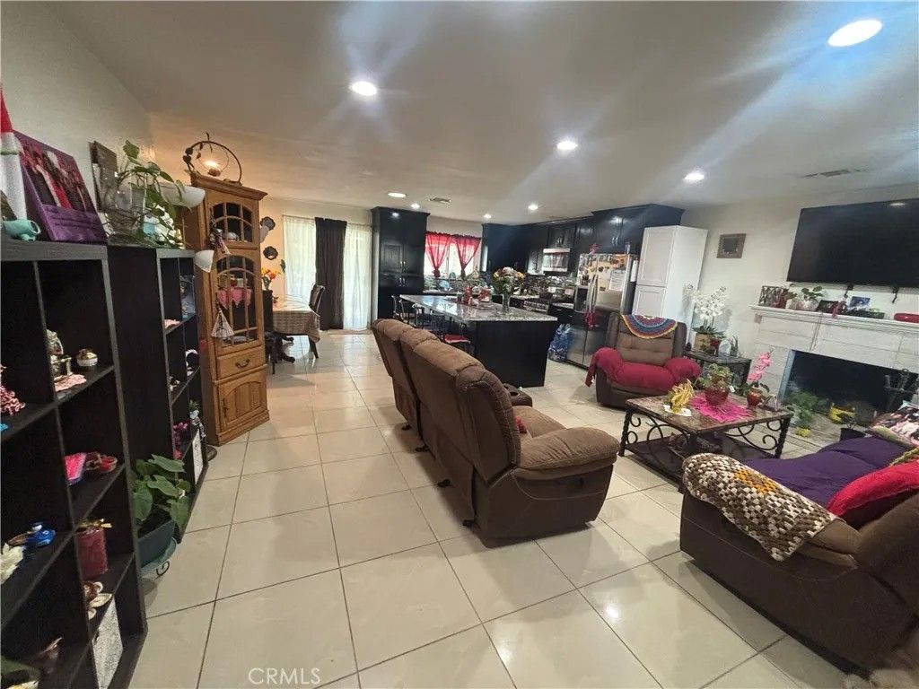 Photo of 14615 El Cariso Rd, Victorville, CA 92392 (MLS # HD26095794)