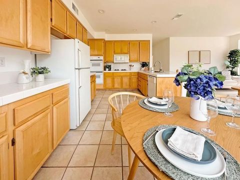 Tiny photo for 512 Bayona Loop, Chula Vista, CA 91910 (MLS # PTP2602494)