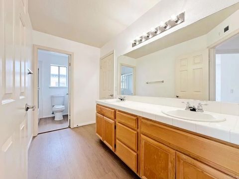 Tiny photo for 512 Bayona Loop, Chula Vista, CA 91910 (MLS # PTP2602494)