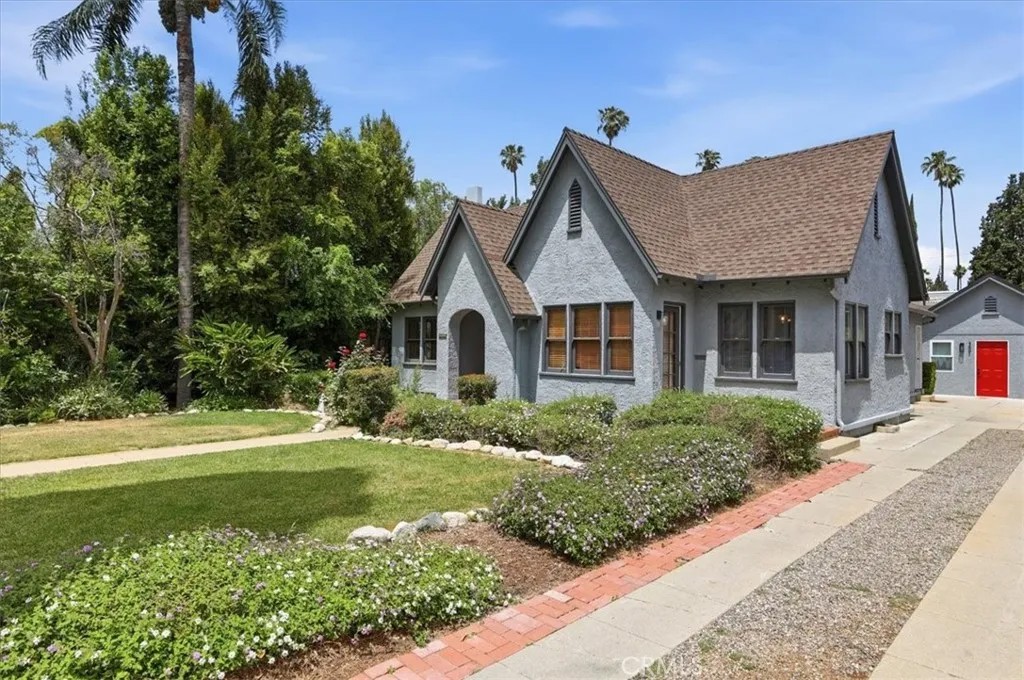3589 Castle Reagh