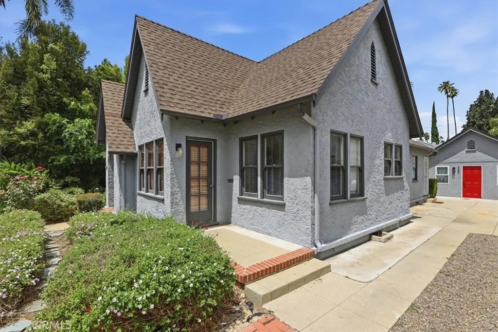 3589 Castle Reagh